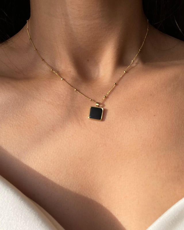 Collier Noir - Design Élégant - Ajustable